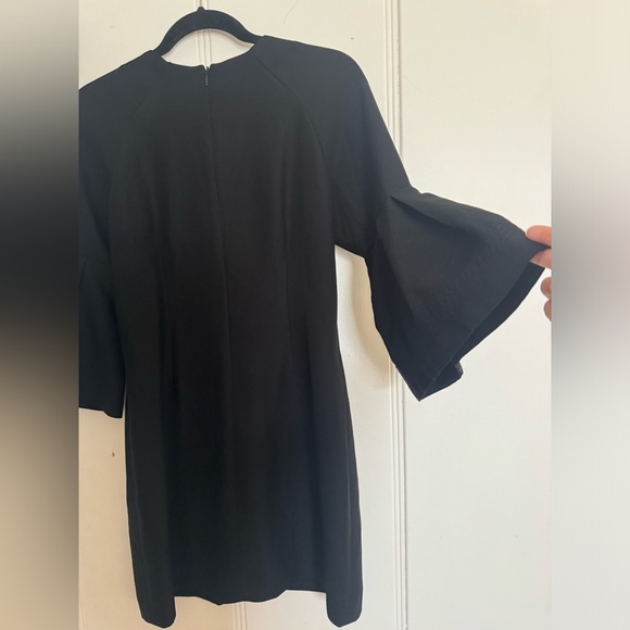Banana Republic Bell Sleeve Keyhole Dress, Black, Size 4 Petite - Picture 8 of 8